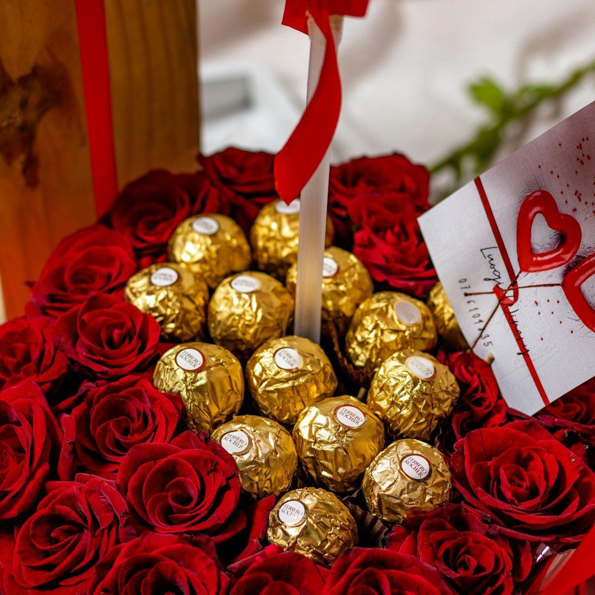 Ferrero Rocher & Red Roses