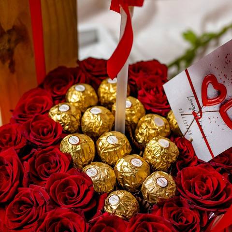 Ferrero Rocher & Red Roses