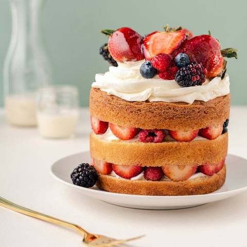 Mixed Berry Cake